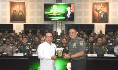 Dudung Abdurachman di Seskoad: KSP Berperan Mengawal dan Mengatasi Hambatan Program Prioritas Presiden